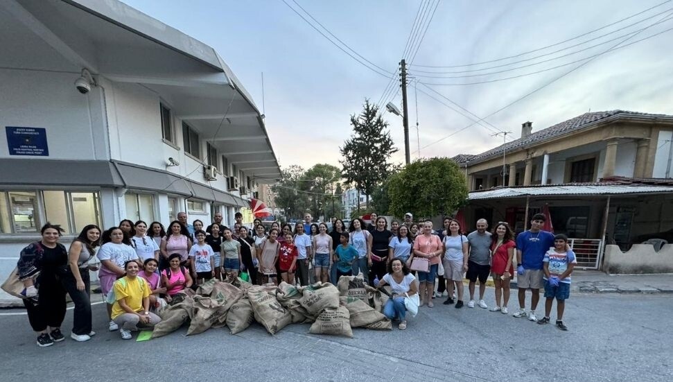 Dünya Temizlik Günü’nde Lefkoşa sokaklarında temizlik yapıldı